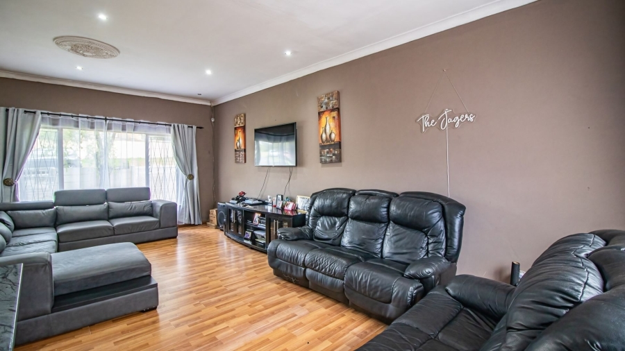 3 Bedroom Property for Sale in Amalinda Eastern Cape